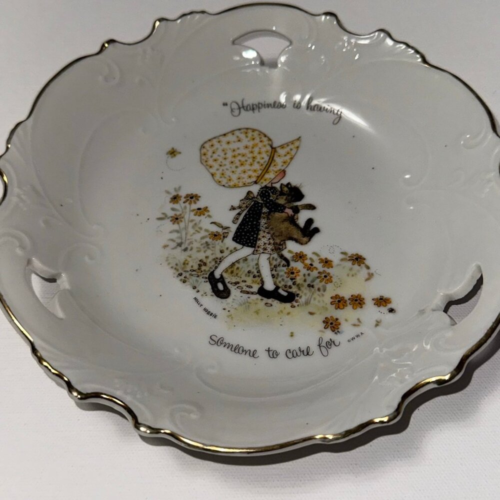 1972 HOLLY HOBBIE PLATE DISH